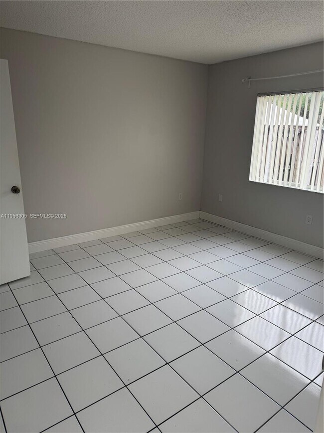 Foto del edificio - 15421 SW 133rd Pl