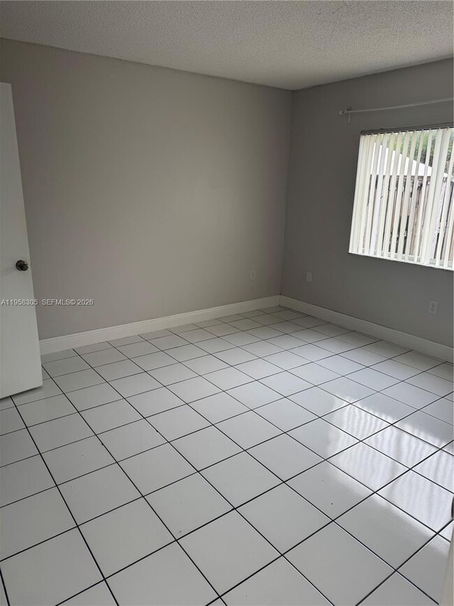 Building Photo - 15421 SW 133rd Pl