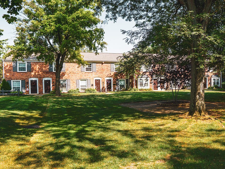 of Kettering Apartments 4889 Far Hills Ave Dayton, OH