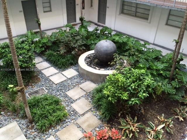 Foto principal - 680 NE 64th St