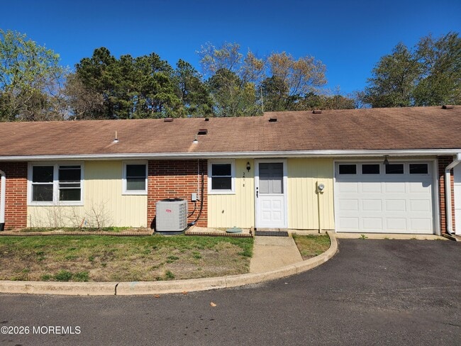 Foto del edificio - 341B Canterbury Ct