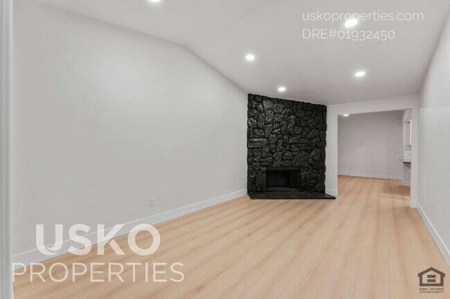 Foto del edificio - 5012 Lorijo Way