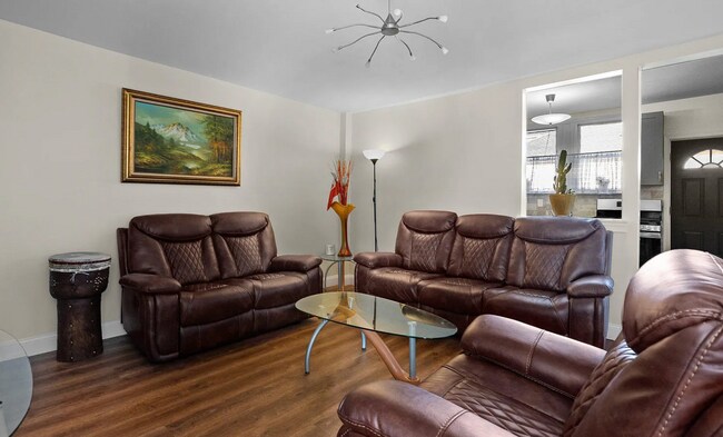 Foto del edificio - 2153 Haworth St