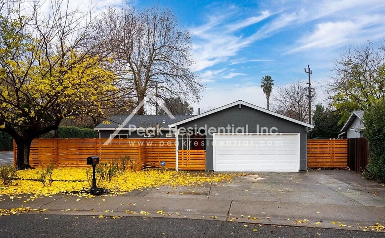Updated Citrus Heights 3bd/2ba Home with 4... House Rental in Citrus