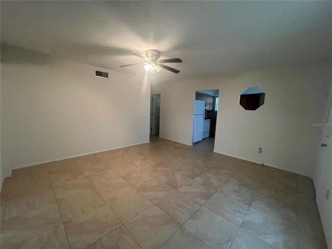 Foto del edificio - 1636 Hayworth Rd