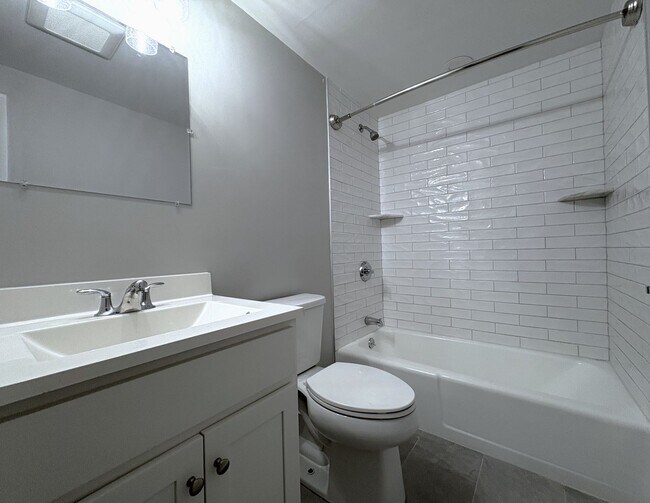 Foto del edificio - 345 Pawtucket Blvd