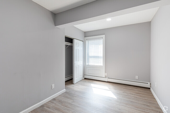 Bedroom - Clemens Place Apartments