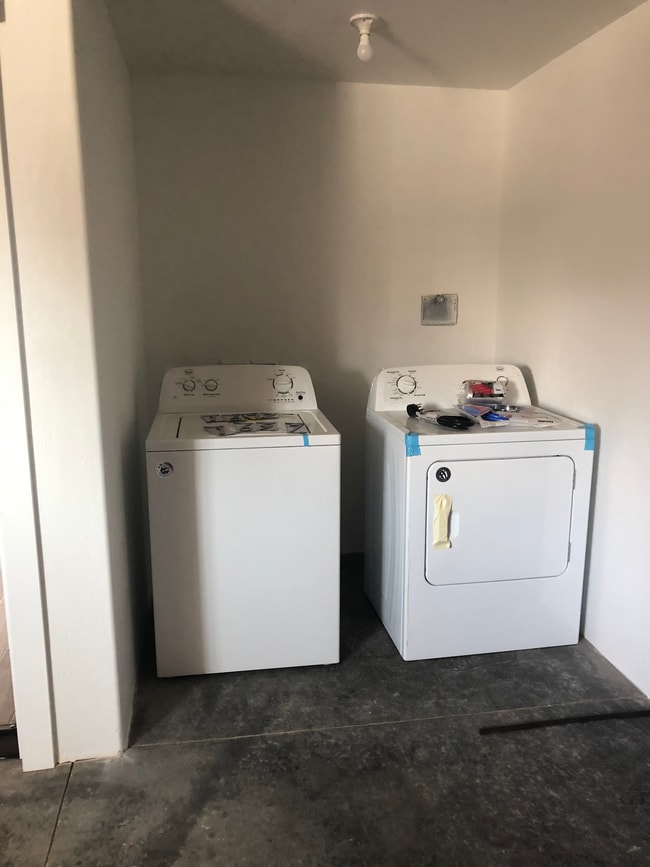 Washer and Dryer - 1677 Grand Ave