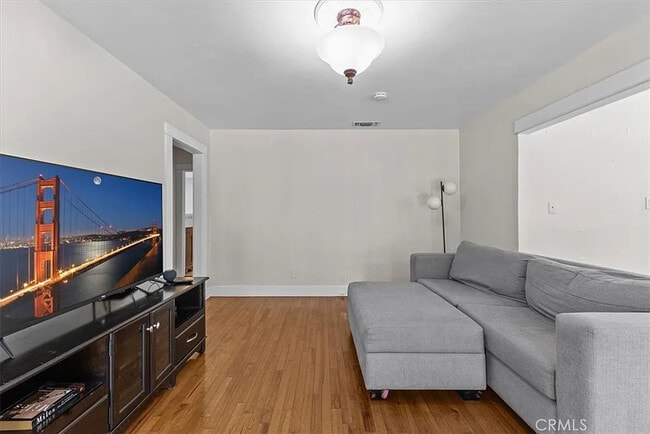 Building Photo - 228 Jacaranda Pl