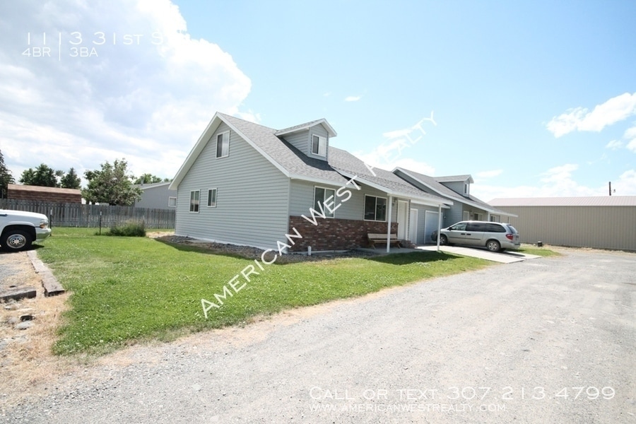 Primary Photo - 4bed/3bath/1car duplex