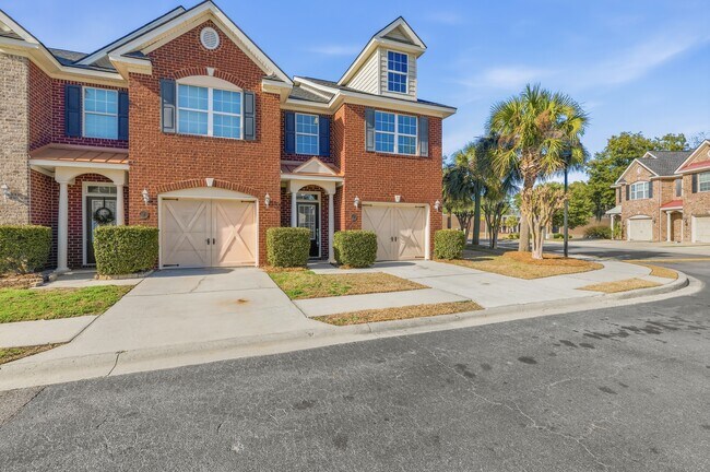 Foto del edificio - 777 King George Blvd