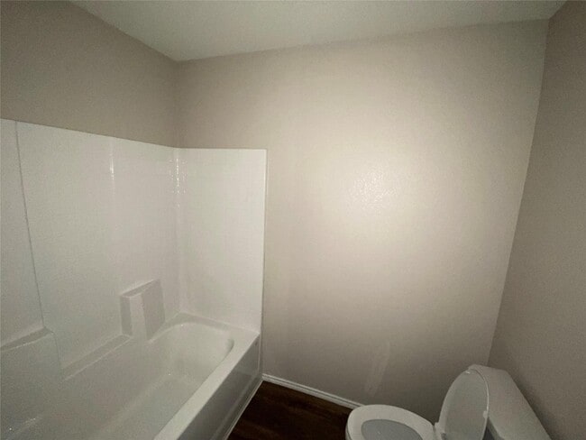 Building Photo - 755 Mulberry Dr