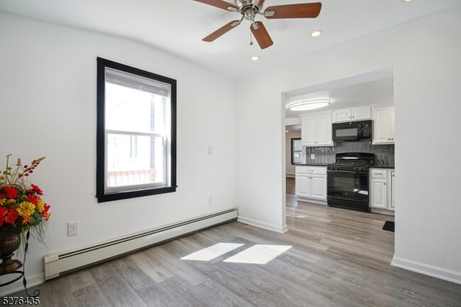 Foto del edificio - 35 Hickory St