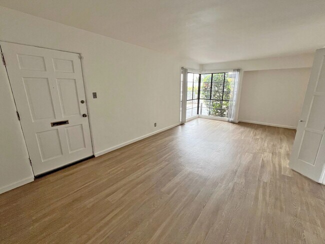 Foto del edificio - 2564 W 5th St