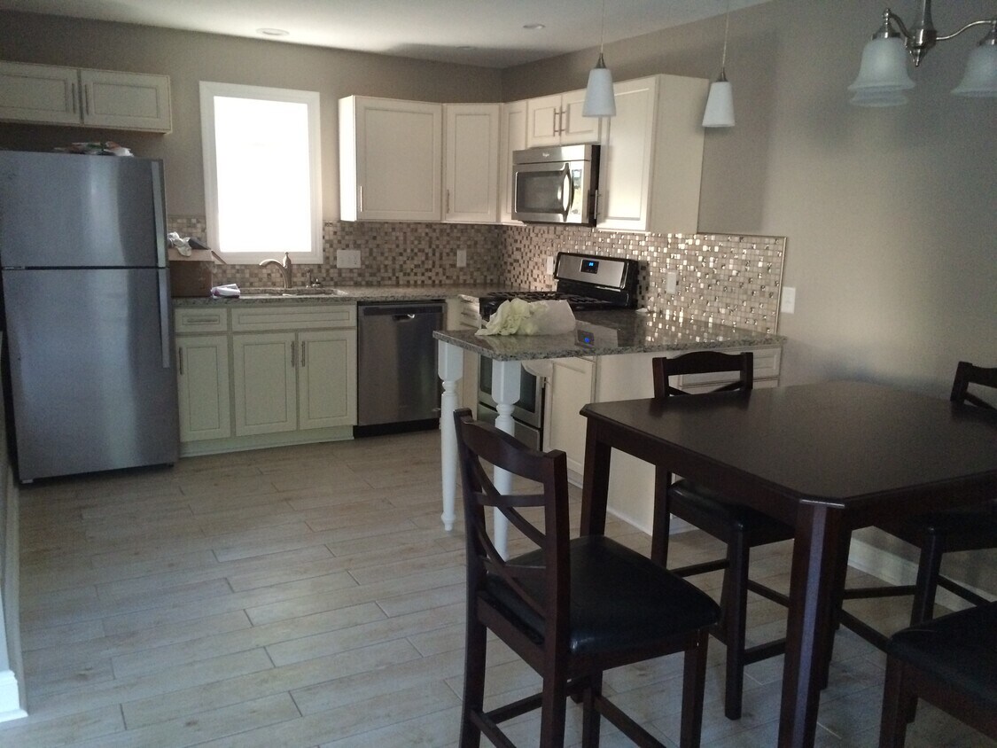 Foto principal - 763 S Aurora St