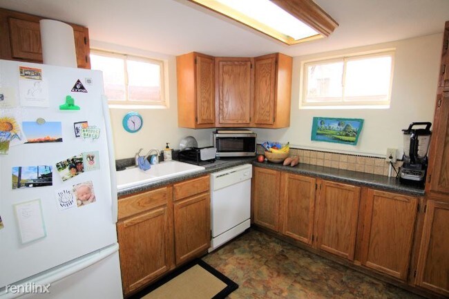 Foto del edificio - 2 br, 1 bath Apartment - 318 1/2 Scott Ave
