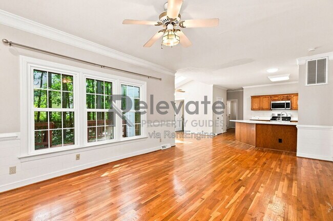 Foto del edificio - 13215 Hollyhock Ct
