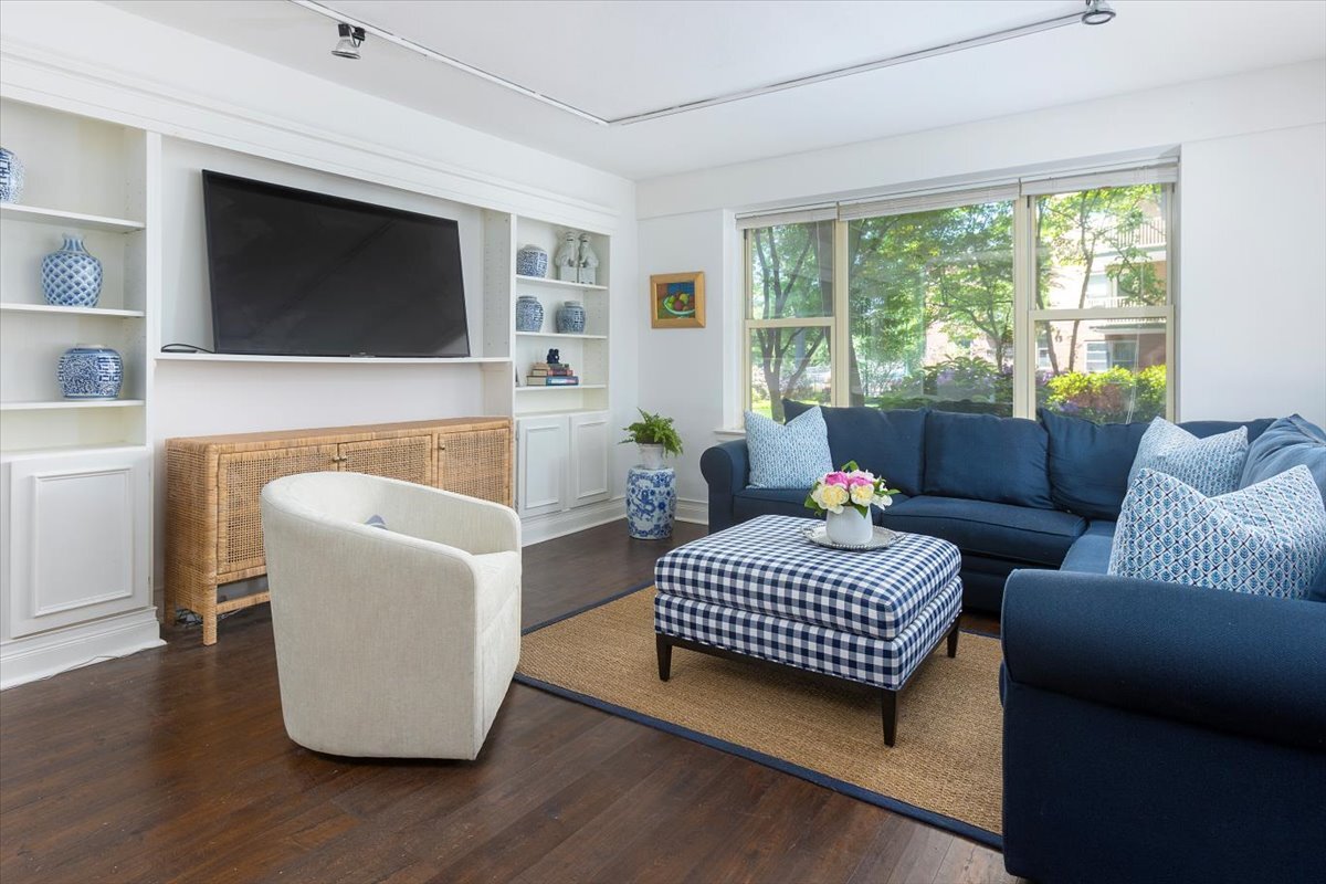 Foto principal - 145 Pinckney St