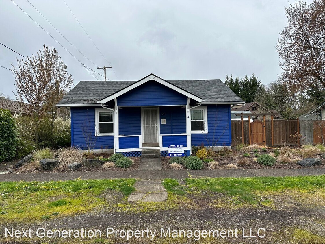 2 br, 1 bath House 638 9th St.