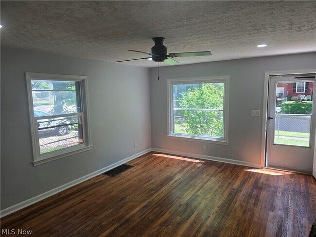 Foto del edificio - 1164 Orlando Ave