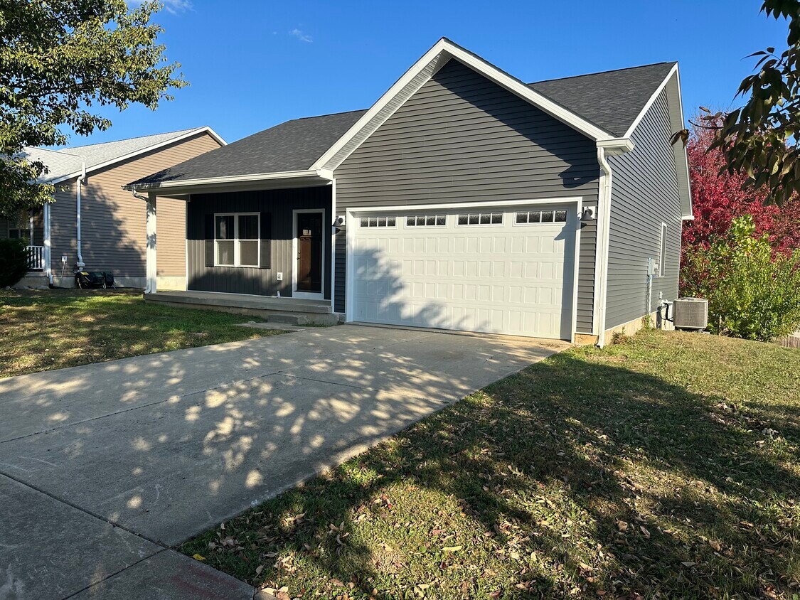 Foto principal - 3525 S Wickens St