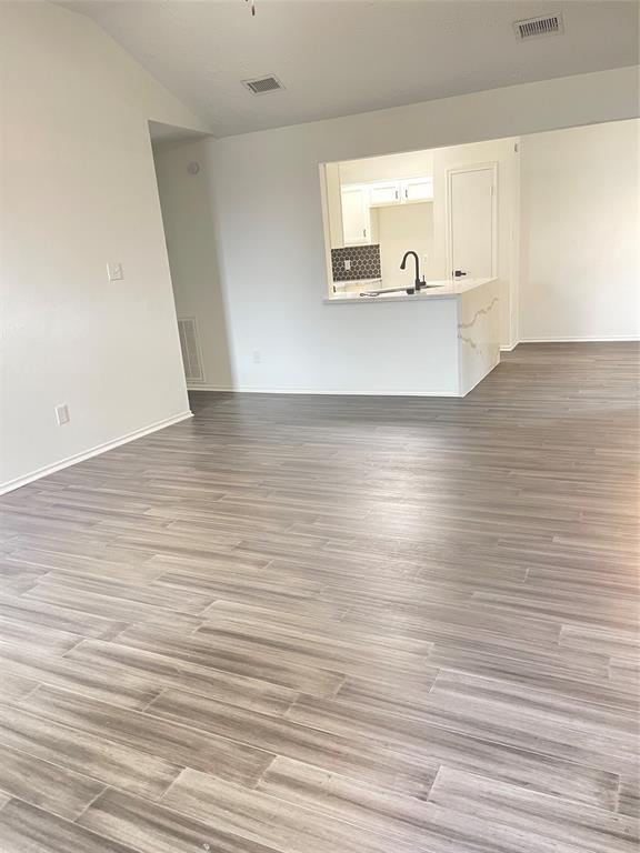 Foto del edificio - 22831 Red Leo Ln