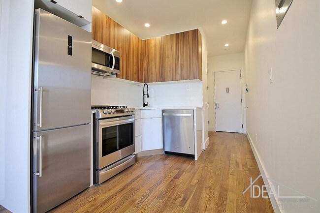 Building Photo - 817 Avenue C #1R