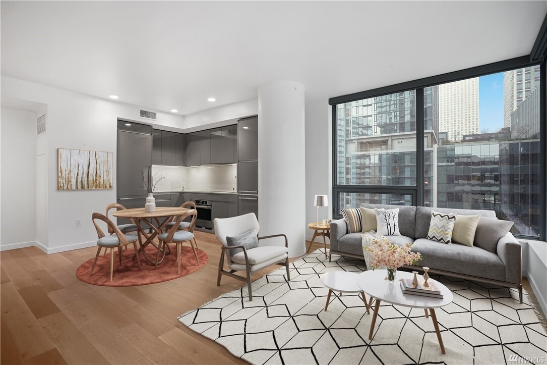 Photo - 1808 Minor Ave (Seattle, WA)