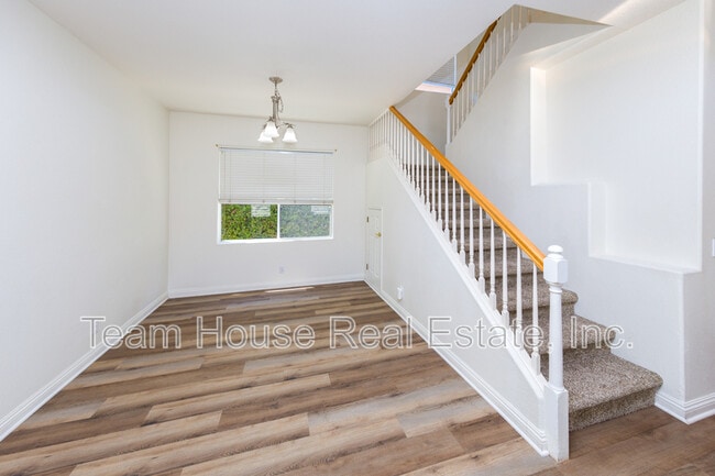 Building Photo - 25620 Wordsworth Ln