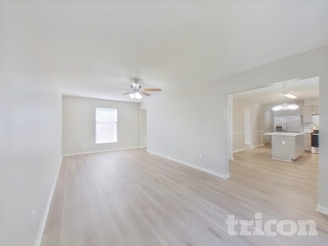 Foto del edificio - 509 Glen Ellyn Ct