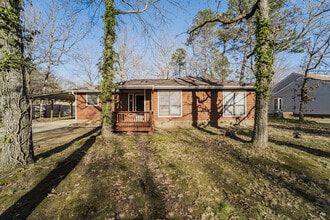 Building Photo - 8006 Beacon Hills Rd