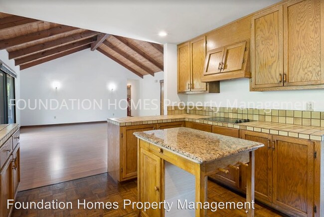 Building Photo - 3 br, 2.5 bath House - 100 San Domingo Way