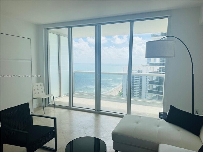 Foto del edificio - 1830 S Ocean Dr