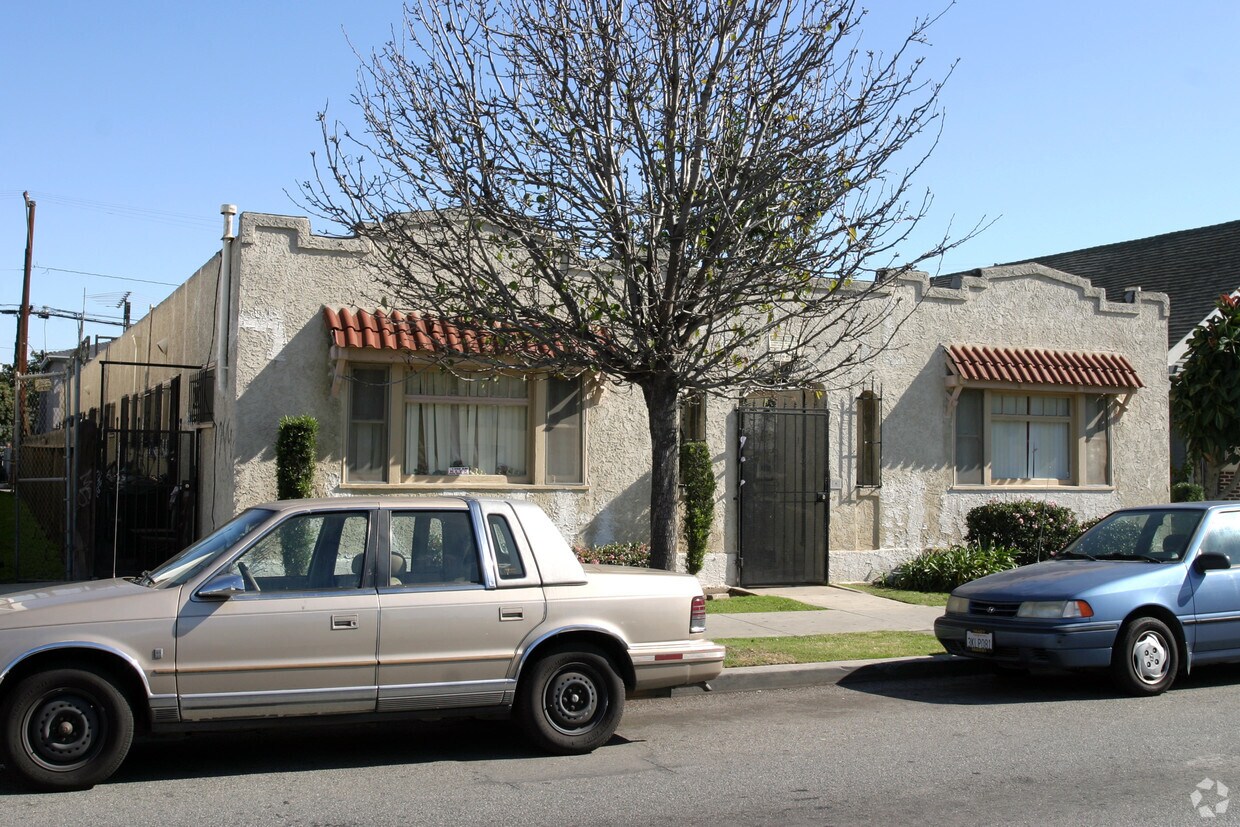 Primary Photo - 1170 Cherry Ave