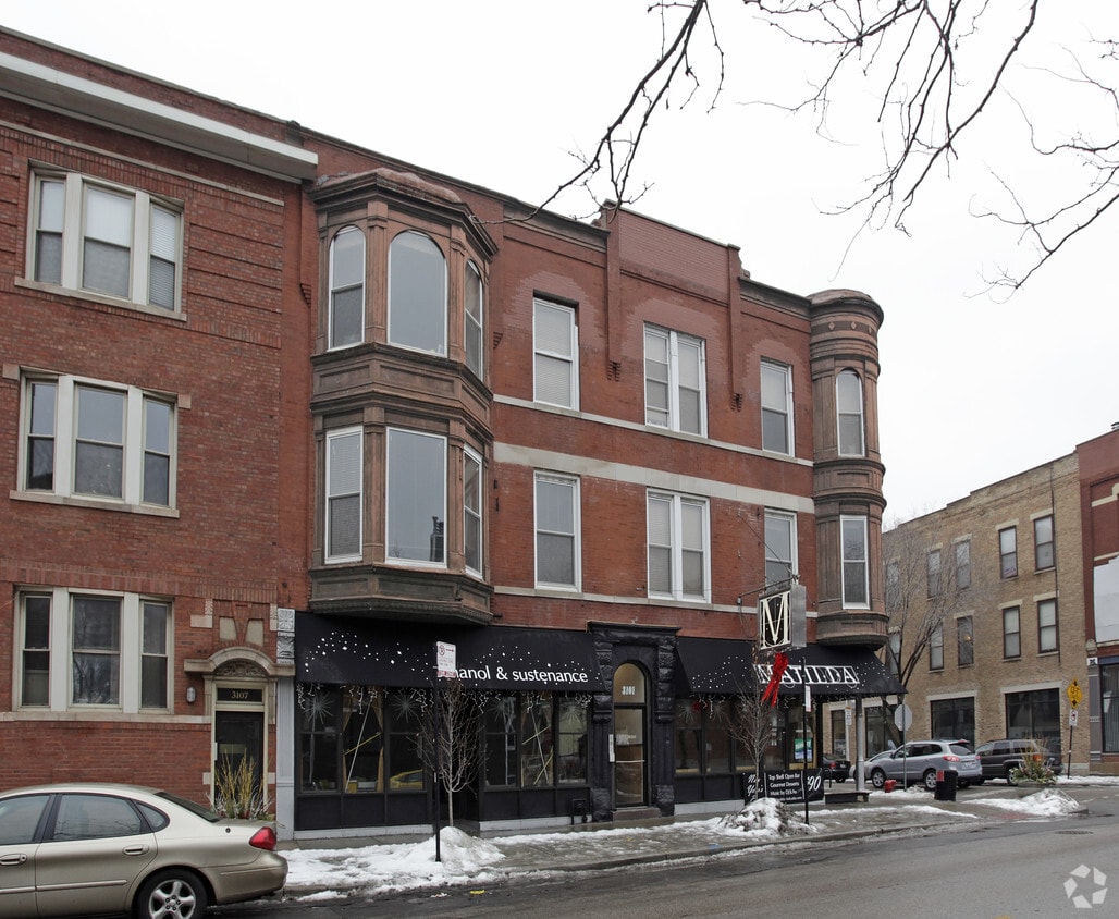 Building Photo - 3101 N Sheffield Ave