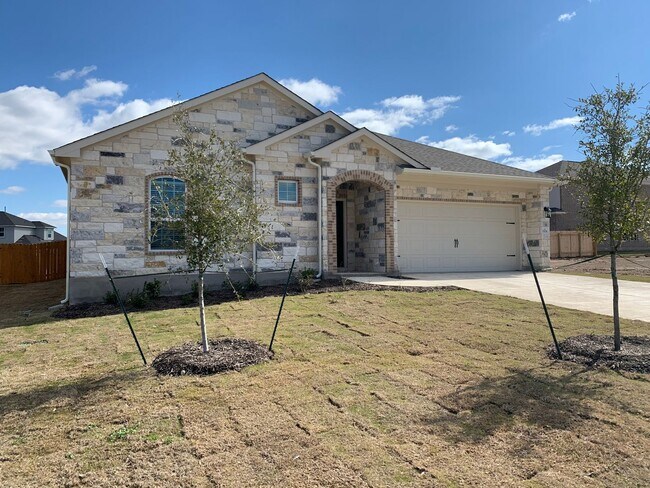 Foto del edificio - Large Single Level 4-bedroom in Oak Creek - Leander ISD