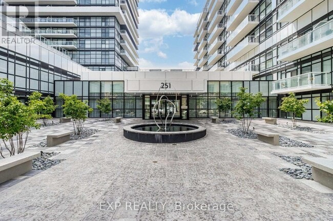 Building Photo - 251-251 Manitoba St