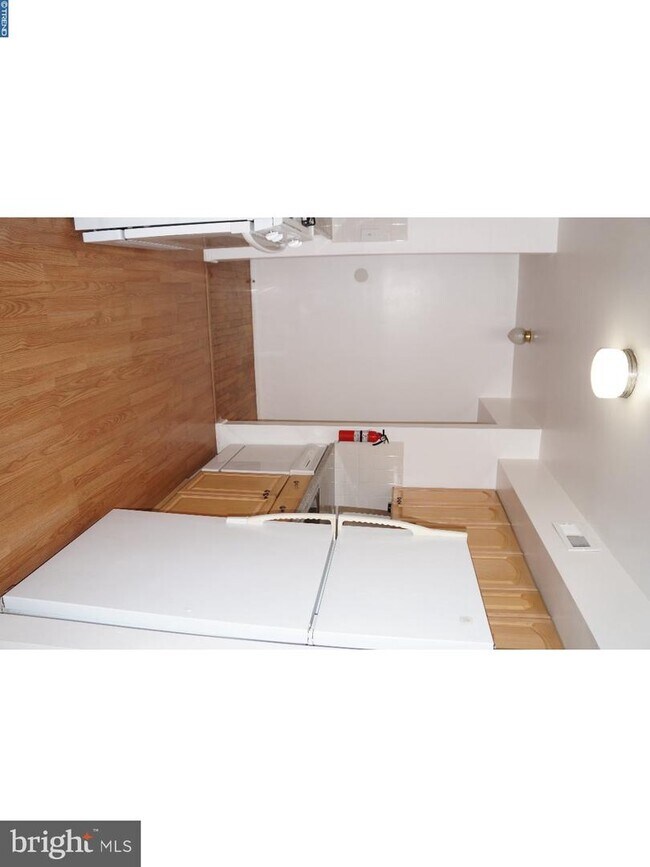 Foto del edificio - 1724 Country Mill Dr