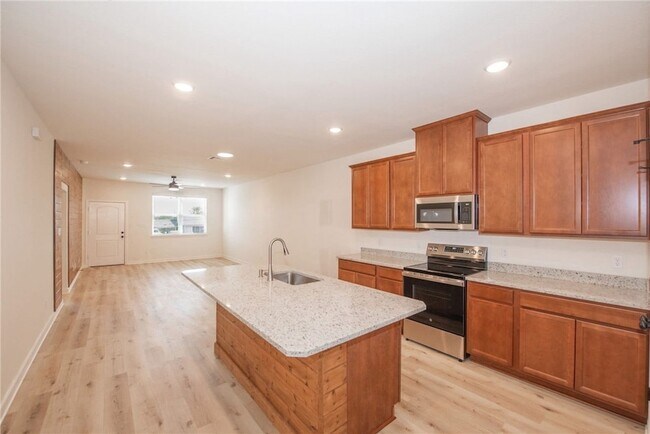 Foto del edificio - 603 N Echols St