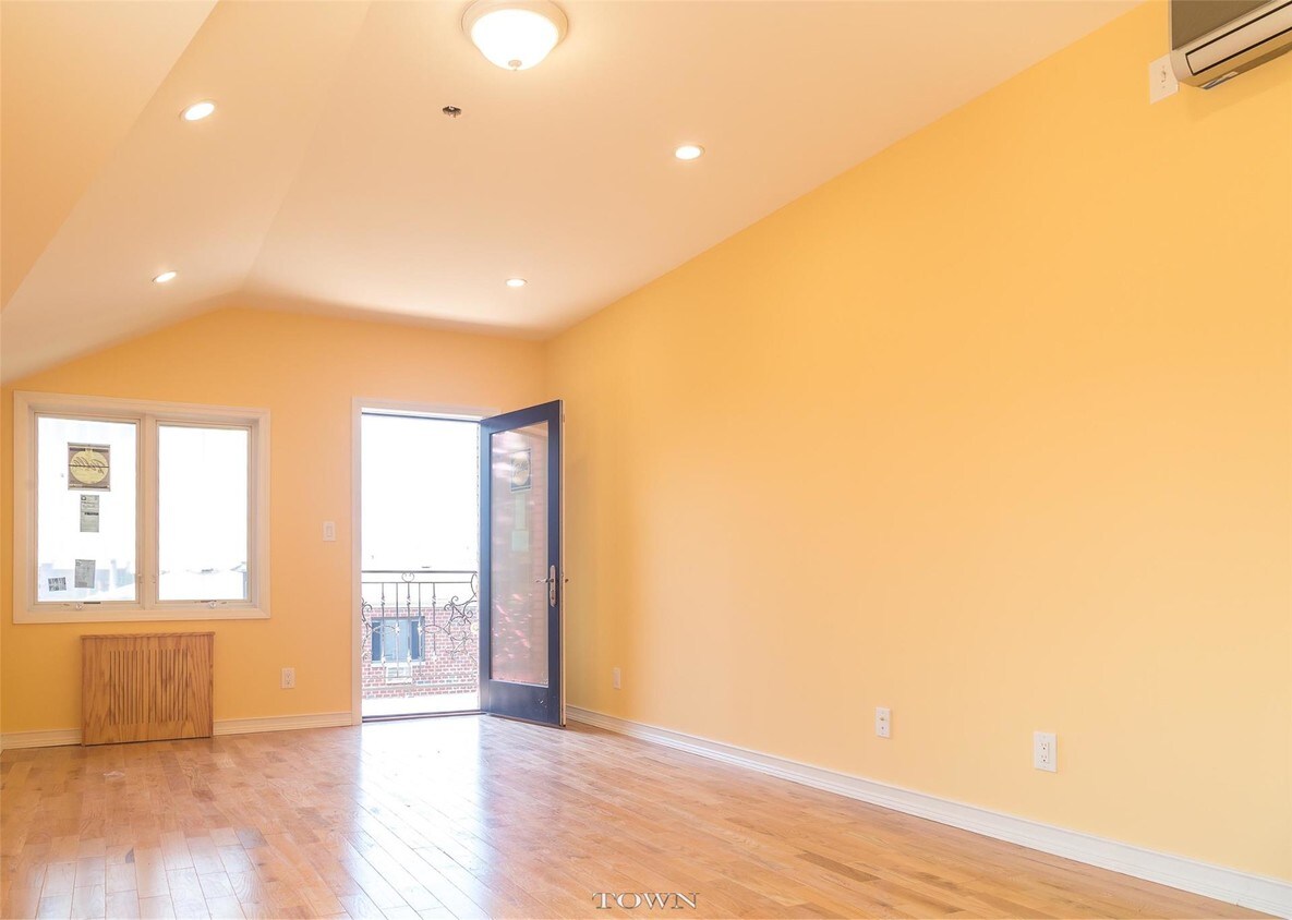 Foto principal - 9947 63rd Rd