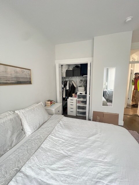 Building Photo - 105 Jersey St