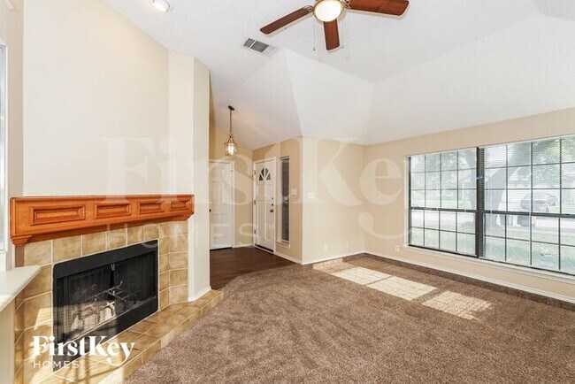 Foto del edificio - 2716 Poplar Spring Rd