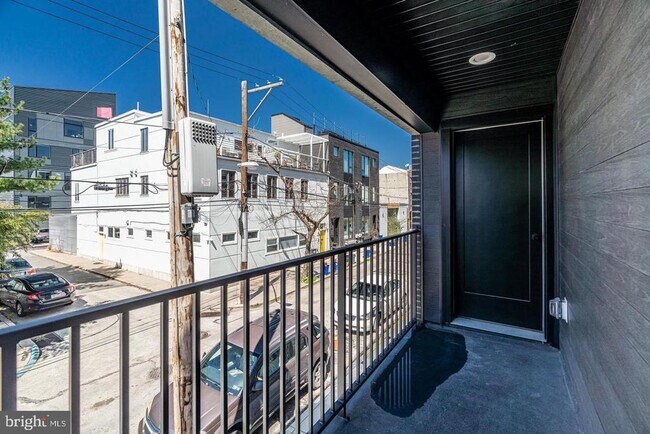 Building Photo - 1223 Leopard St