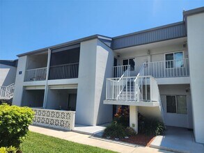 Building Photo - 14800 Walsingham Rd
