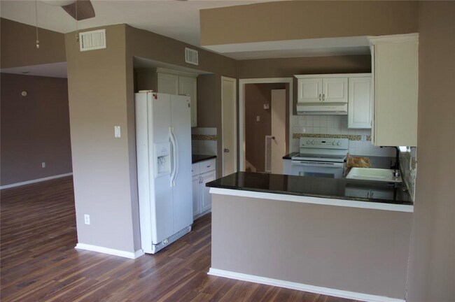 Building Photo - 6346 Teal Run Dr