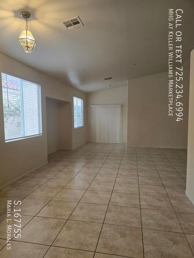 Foto del edificio - 9467 Descending Creek St