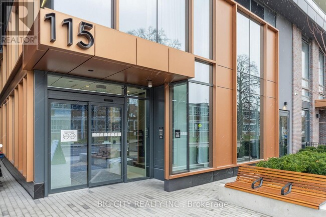 Photo du bâtiment - 115 Denison Ave