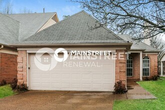 Building Photo - 924 Dalemore Ln