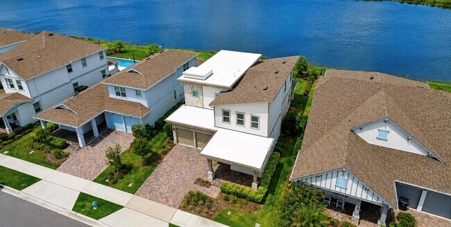 Foto del edificio - 13629 McMillan Dr
