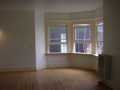Foto del edificio - 328 Wayne Ave